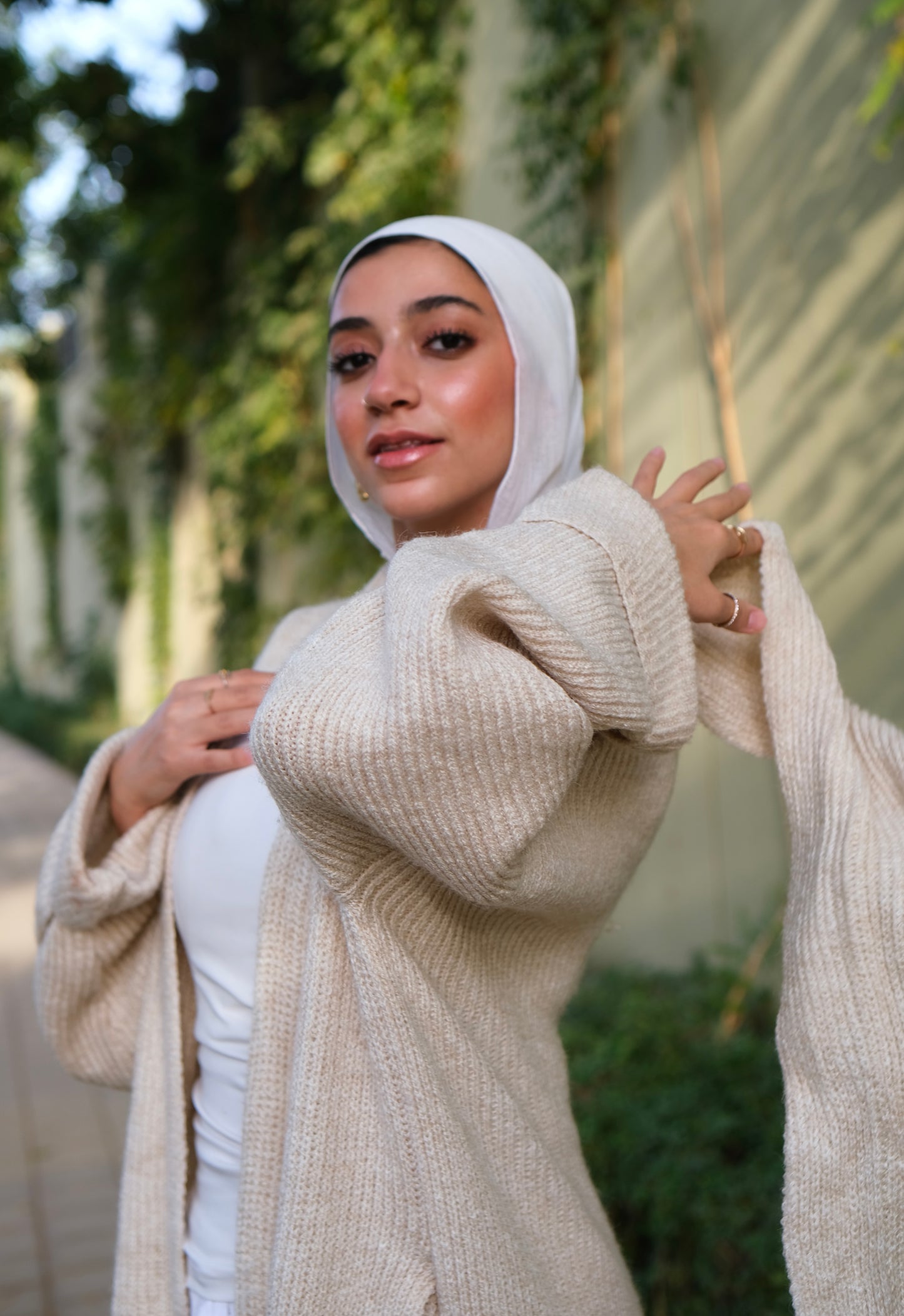 Layen — The Knit Cardigan & Scarf Set in Cream