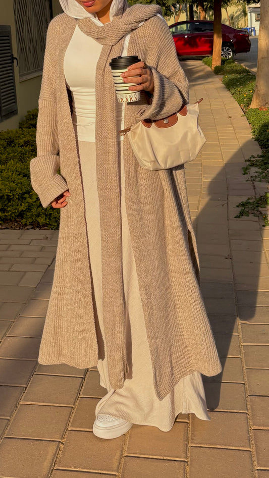 Layen — The Knit Cardigan & Scarf Set in Greyish Beige